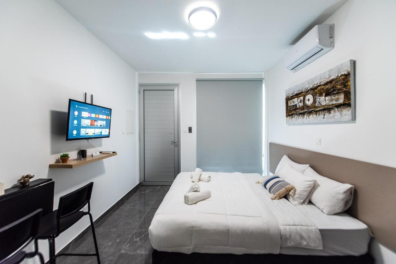 Spiros Luxury Apartments أيا نابا المظهر الخارجي الصورة